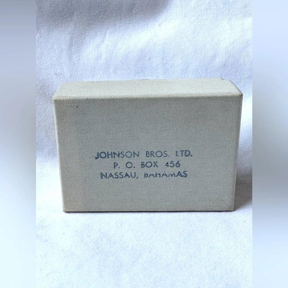 Genuine vintage JOHNSON BROS LTD black alligator magnetic money clip